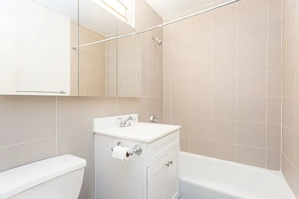 Rented by MNS | media 25