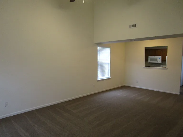 3509-3511 La Mesa Dr. — Photo 4
