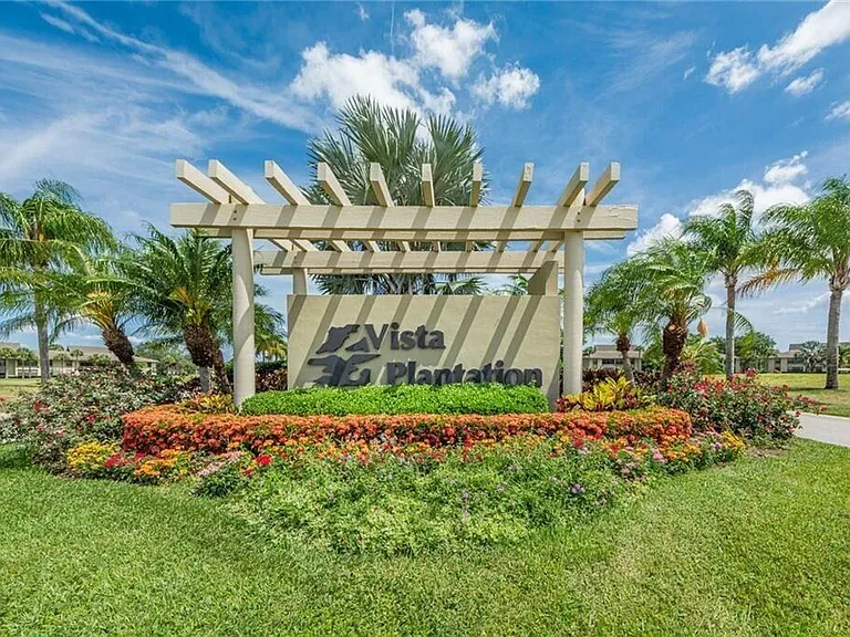 32 Plantation Dr #103 — Photo 29