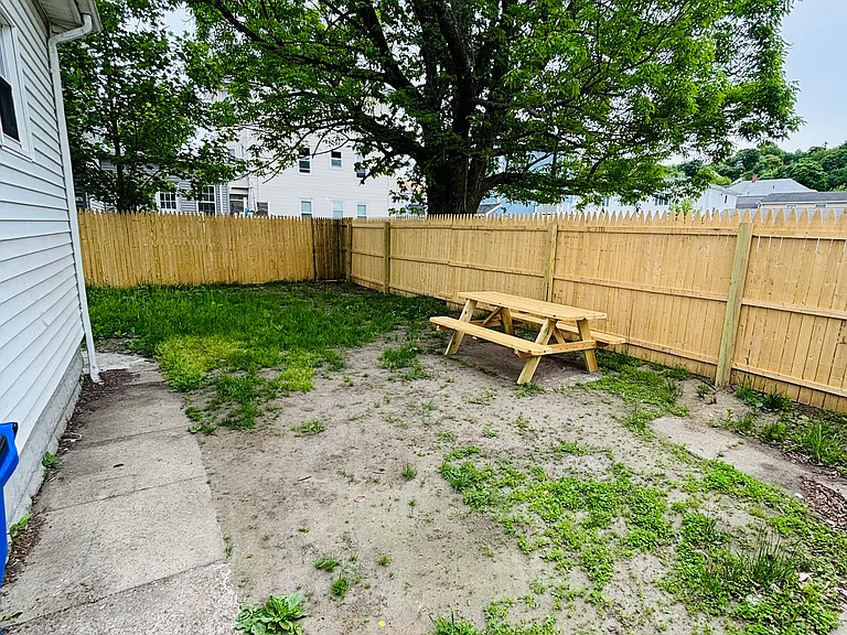 1411 N Main St #2 — Photo 9