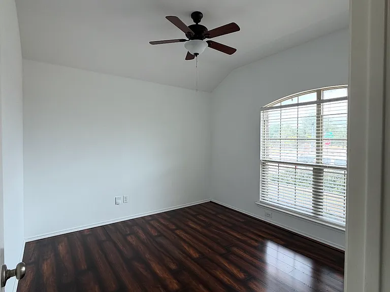 1462 Carsen Way — Photo 7