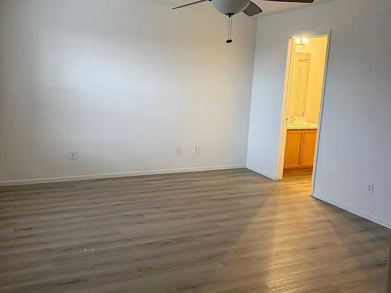 1358 Grass Creek Ave #1 — Photo 17