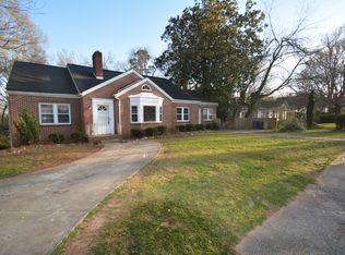 615 Ridgewood Ave, Gainesville, GA 30501