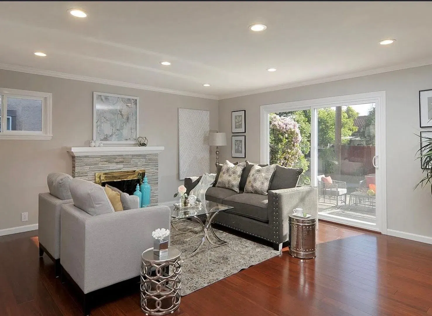 Updated Home, Remodeled Kitchen and Bathrooms, Wood Floors, Fresh Paint, Great Location! — Photo 4