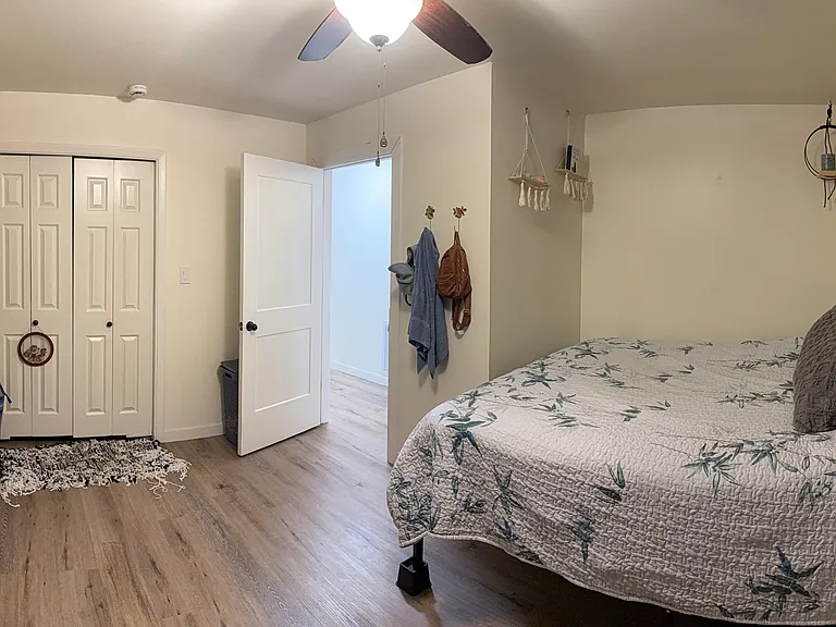 212 Hawkins Rd — Photo 14
