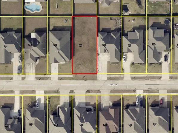 718 Lionel Ln, Lake Charles, LA 70605