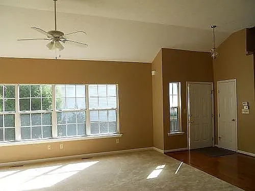 4200 Heathmoor Ct — Photo 8