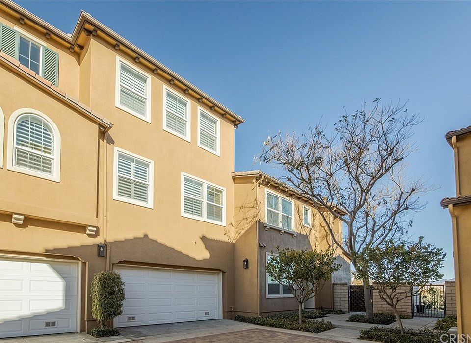 1st image of 27018 Pebble Beach Dr