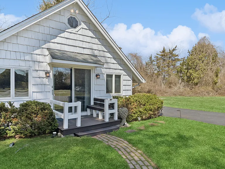 1728 Montauk Hwy — Photo 20