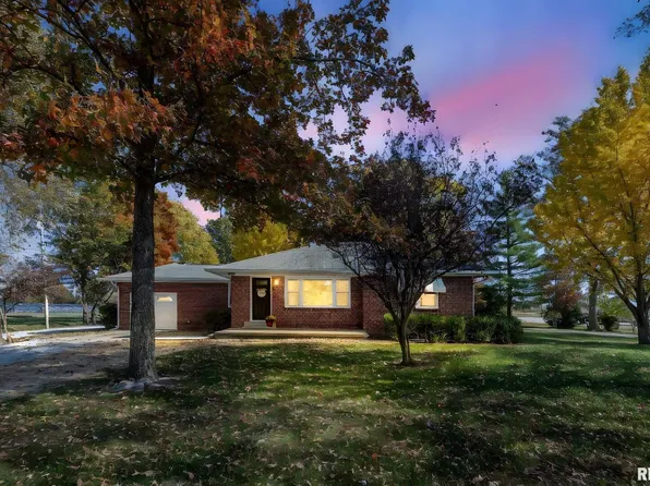 503 Airport Rd, Centralia, IL 62801