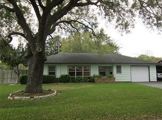 720 Frankie Ave, Wharton, TX 77488