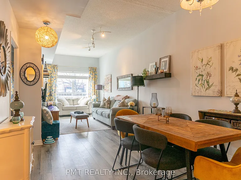60 Fairfax Cres #111 — Photo 8