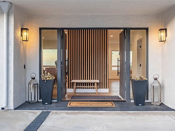 3rd image of 28829 Crestridge Rd