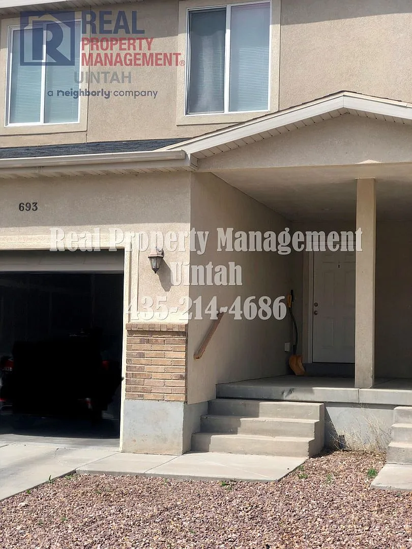 2-bedroom, 2-bathroom Townhouse in SkyPark 1 — Photo 4