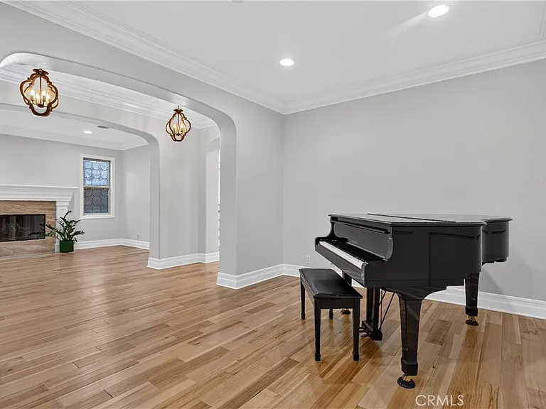 19 Bell Pasture Rd — Photo 10