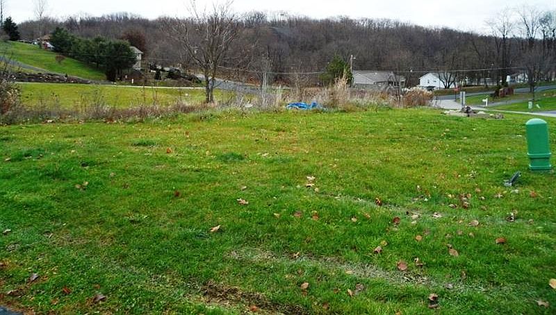 1st image of 129 Markwood Dr