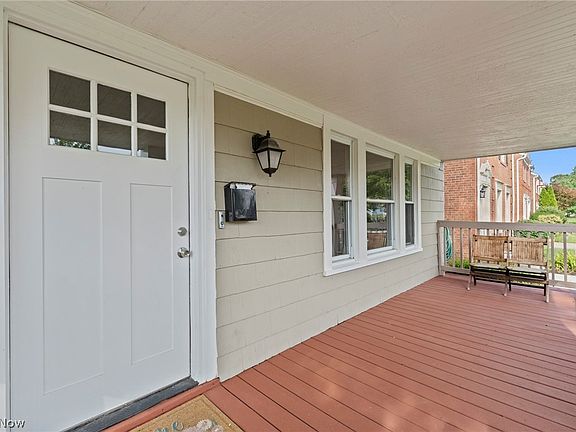 5th image of 3693 Silsby Rd