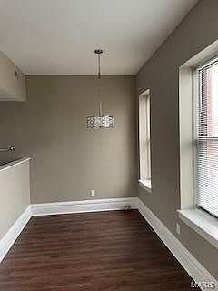 5th image of 2827 Russell Blvd