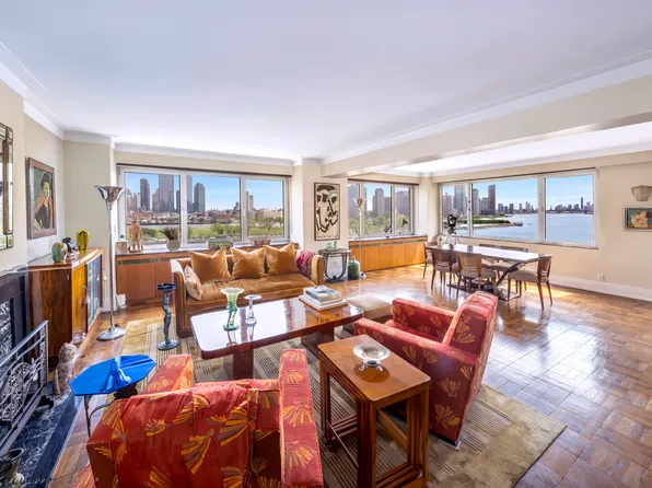 25 Sutton Place South 8G image 1 of 19