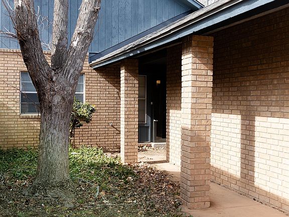 4th image of 1809 Colonial Pkwy