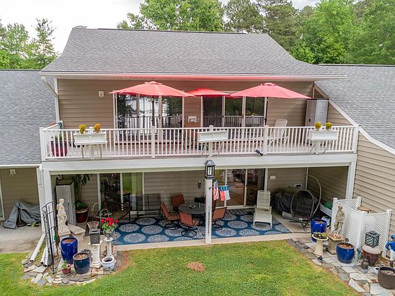 3rd image of 245 Waterway Dr #55
