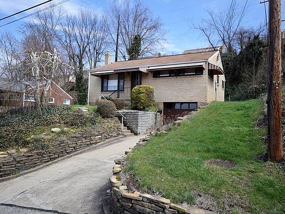 3rd image of 6730 W Barivista Dr