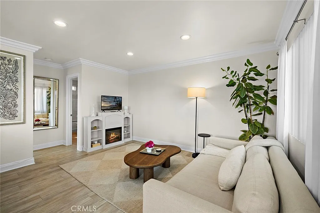 1 bed, 1.0 bath, 750 sqft, $3,195 — Photo 3