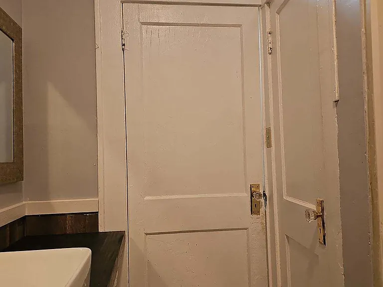 147 W Cromwell St — Photo 14