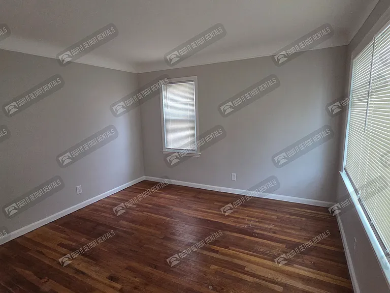 6444 Westwood St — Photo 5