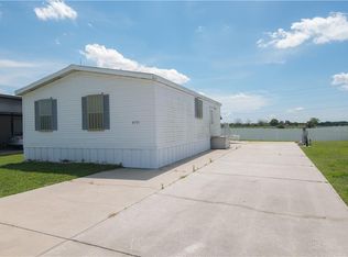 4991 Shore Line Dr, Polk City, FL 33868