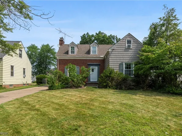 28707 Gilchrist Dr, Eastlake, OH 44095