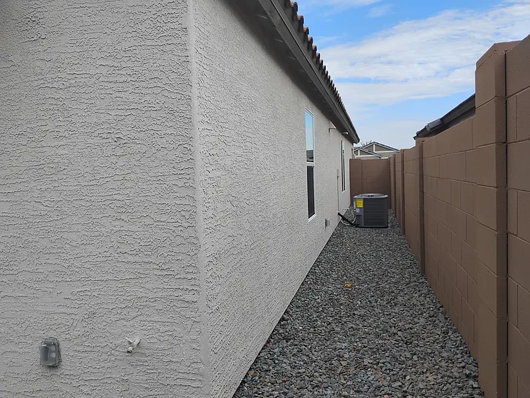 9675 W Piccadilly Rd — Photo 47