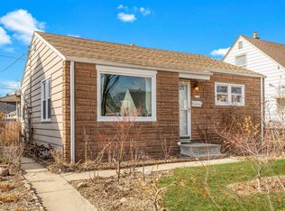 3773 S 16th St, Milwaukee, WI 53221