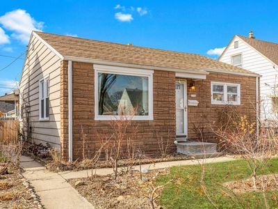 3773 South 16th STREET, Milwaukee, WI, 53221