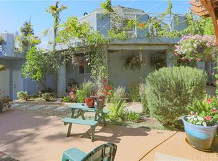 21226 Escondido St, Woodland Hills, CA 91364
