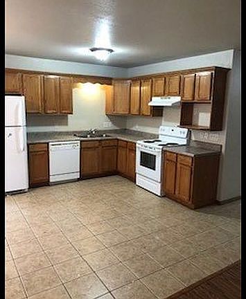 5th image of 235-245 Meadow Ct #255