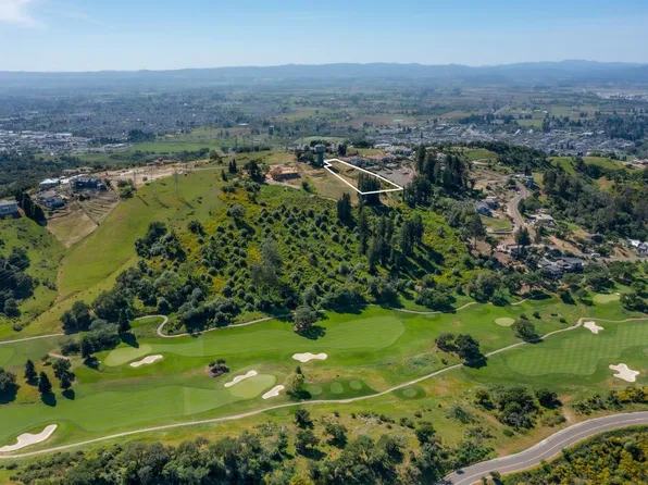 3888 Skyfarm Drive, Santa Rosa, CA 95403