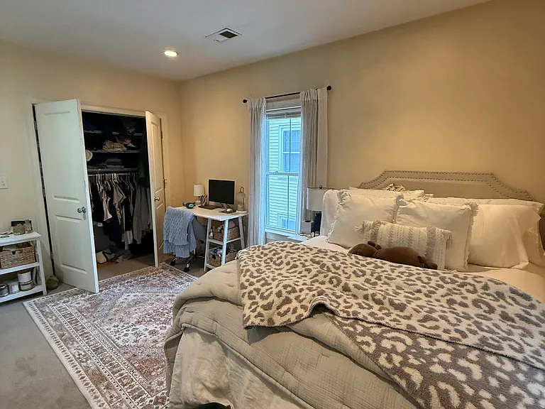 25 Lothrop St #2L — Photo 10