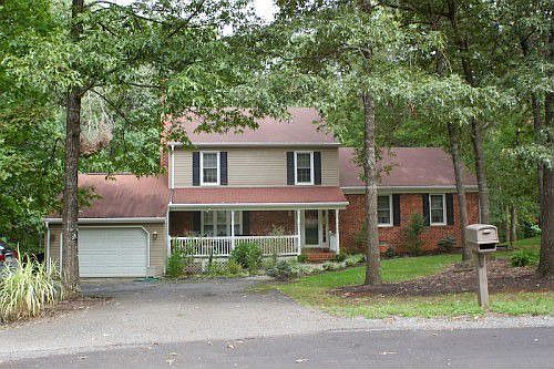 1st image of 211 Woodville Dr