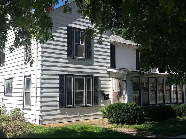 220 S Hugh St — Photo 12