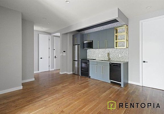 3rd image of 13 Garden St #5C