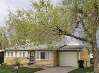 2821 Saratoga Rd, Casper, WY 82604