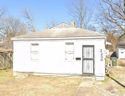 2246 Griggs Ave