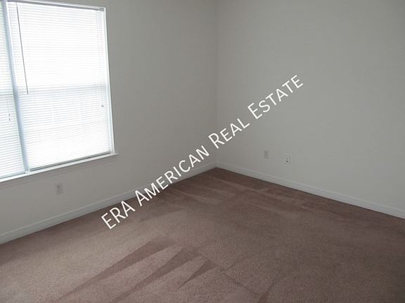 5th image of 615 Bob Sikes Blvd Unit 4