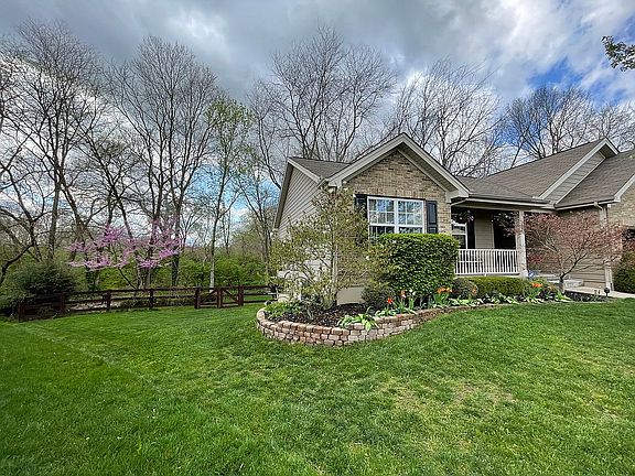2nd image of 225 Shanda Dr