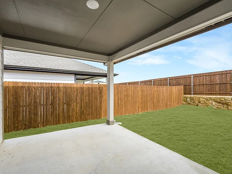 1558 Brooke Dr — Photo 22