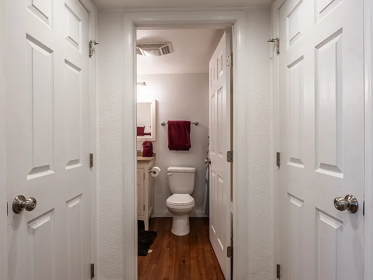 2289 Sierra Nevada Rd #K11 — Photo 18