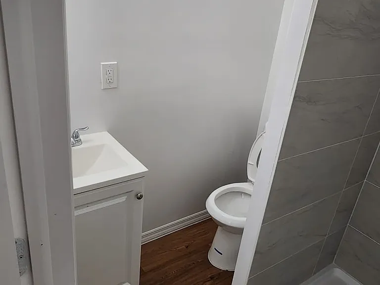 1660 Rosetine St #1 — Photo 15