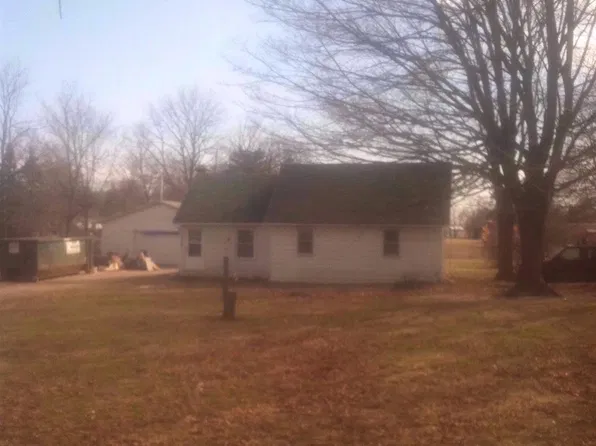 312 N Walnut St, Vernon, MI 48476