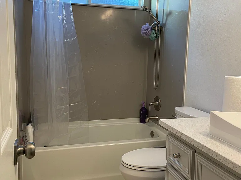 2340 Aldersgate Ct — Photo 13